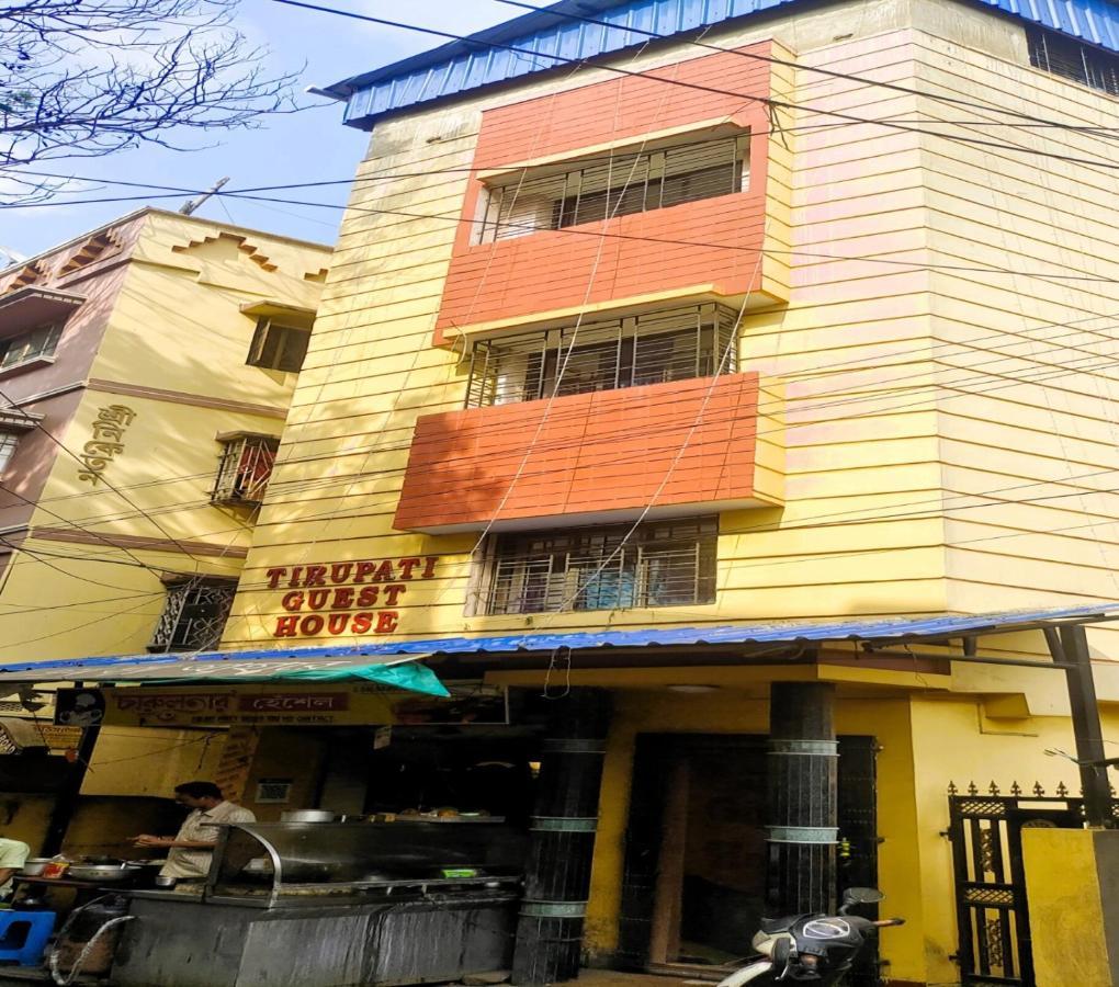 Staymaker Tirupati Guest House Kolkata Ngoại thất bức ảnh