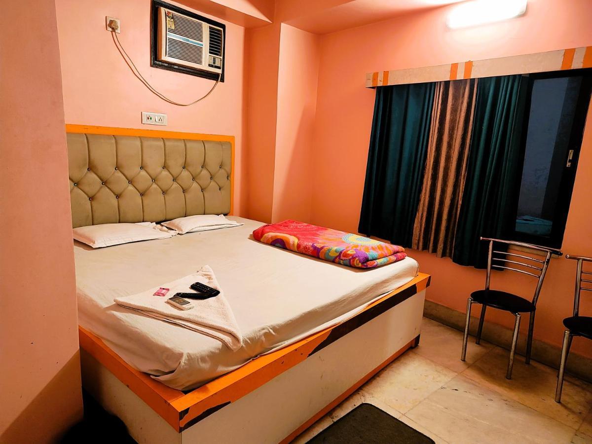 Staymaker Tirupati Guest House Kolkata Ngoại thất bức ảnh