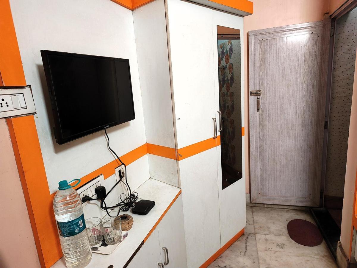 Staymaker Tirupati Guest House Kolkata Ngoại thất bức ảnh